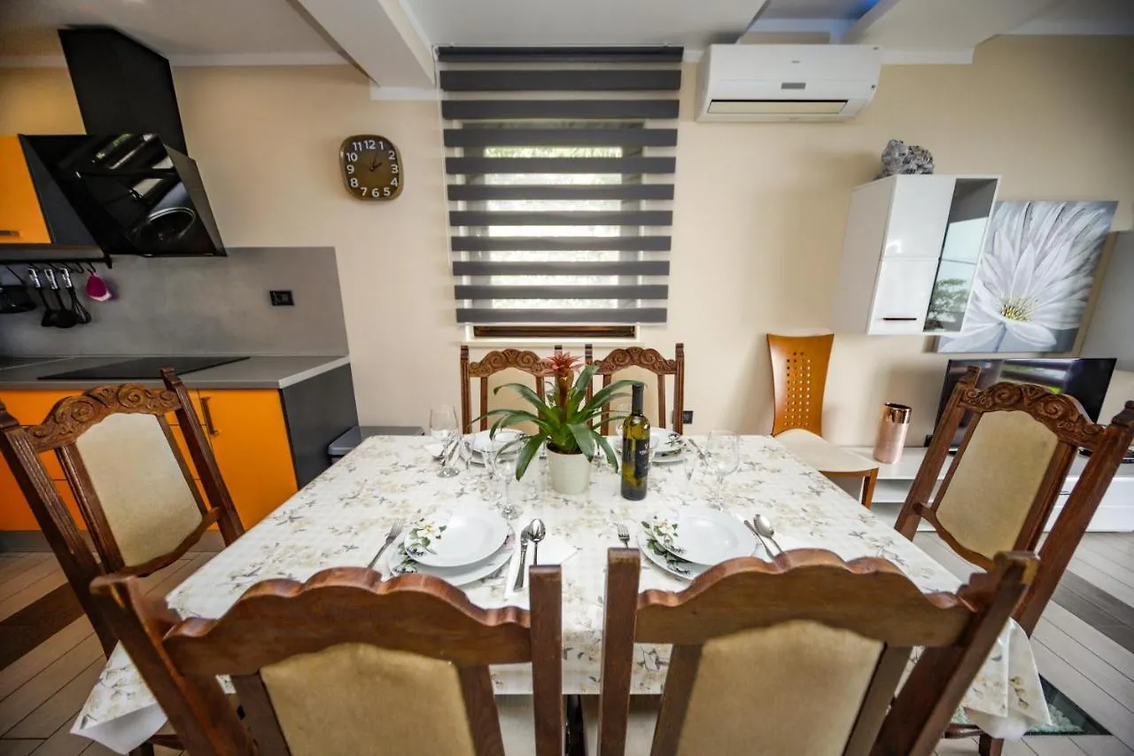 Apartment Nikola 0*, Matulji Croatia
