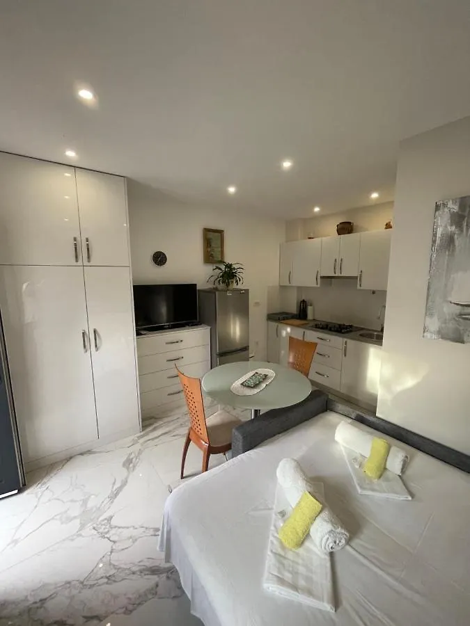 Apartment Nikola Matulji