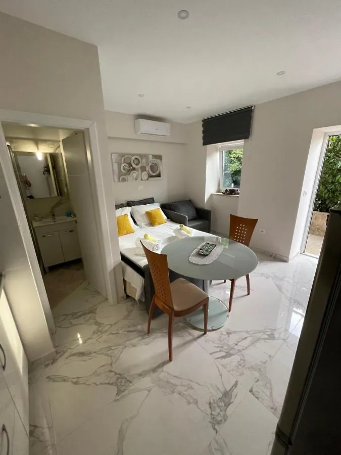 Apartment Nikola